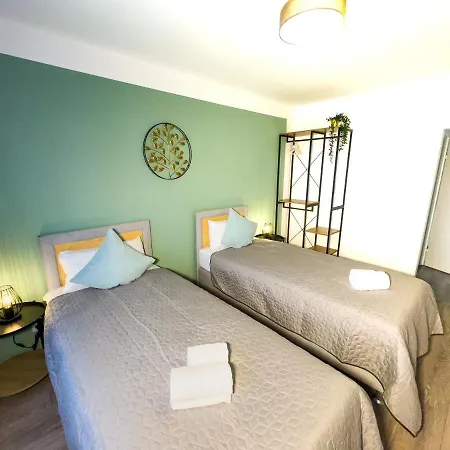 Immostay #5 - City Ferienwohnung - Wlan & Netflix - Zentrum *